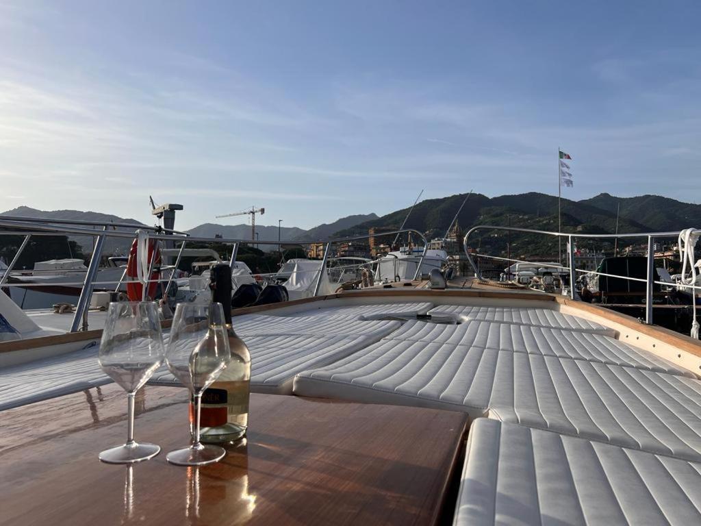 The Sun Appartement Rapallo Buitenkant foto